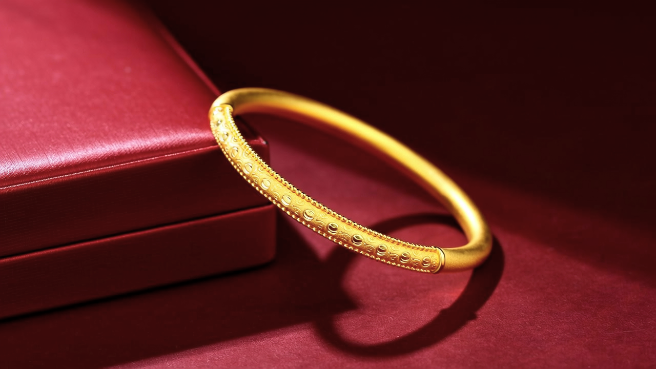 好看的金手镯图片大全